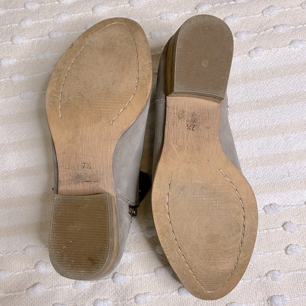 Seychelles Women's Taupe Ankle Bootie - Picture 3 of 3